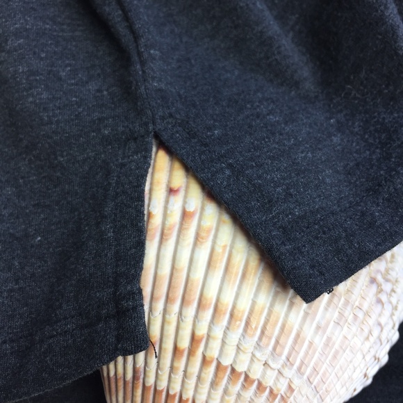 Band Black Guns-N-Roses Crop T Size Medium Women Music Fan Short Sleeve - Picture 6 of 6